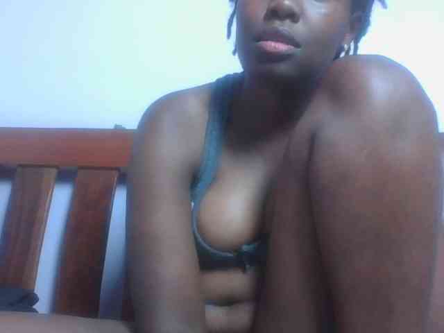 SweetAriah webcam