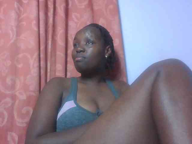 SweetAriah webcam