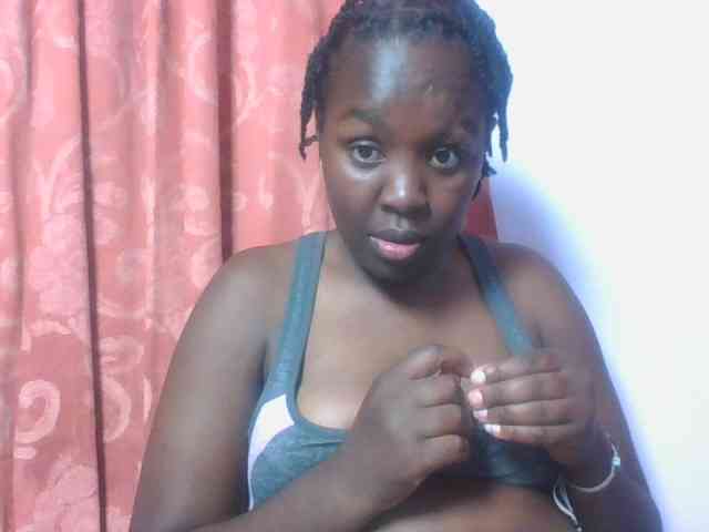 SweetAriah webcam