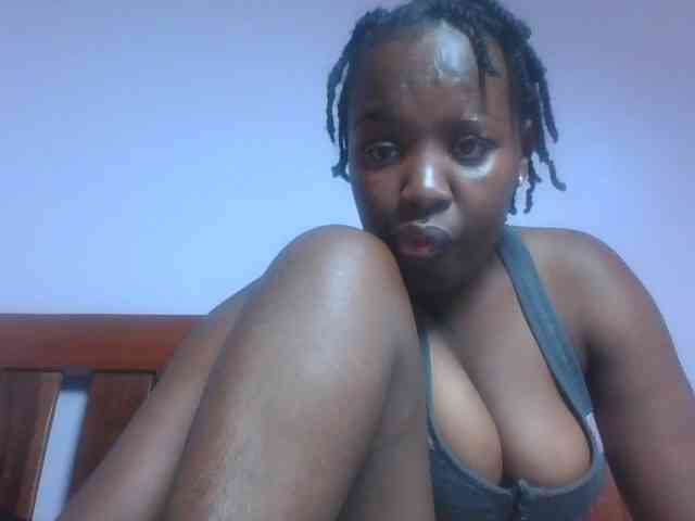 SweetAriah webcam