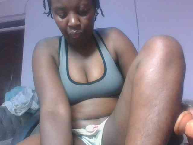 SweetAriah webcam