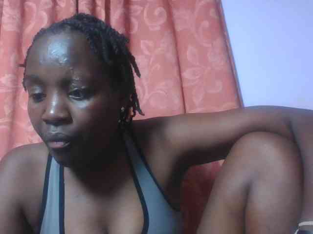 SweetAriah webcam