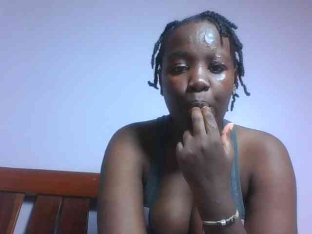 SweetAriah webcam