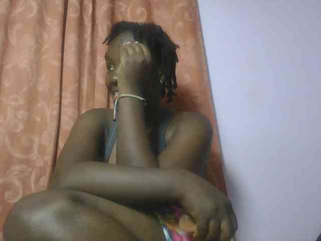 SweetAriah webcam