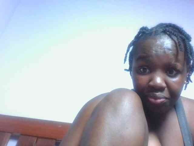 SweetAriah webcam