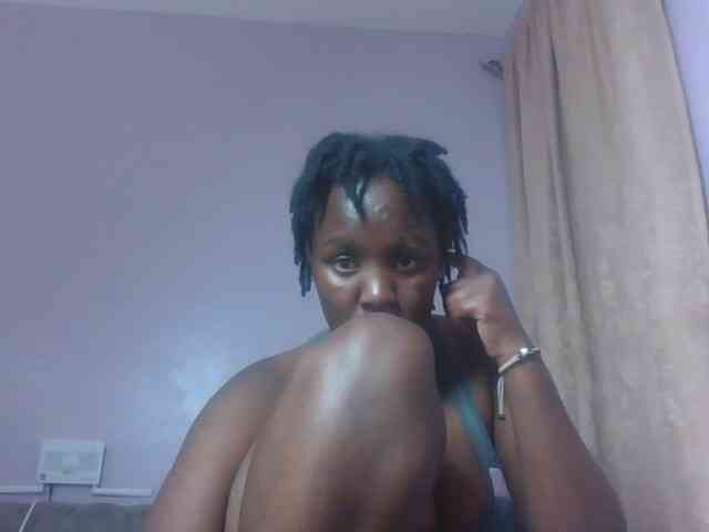 SweetAriah webcam