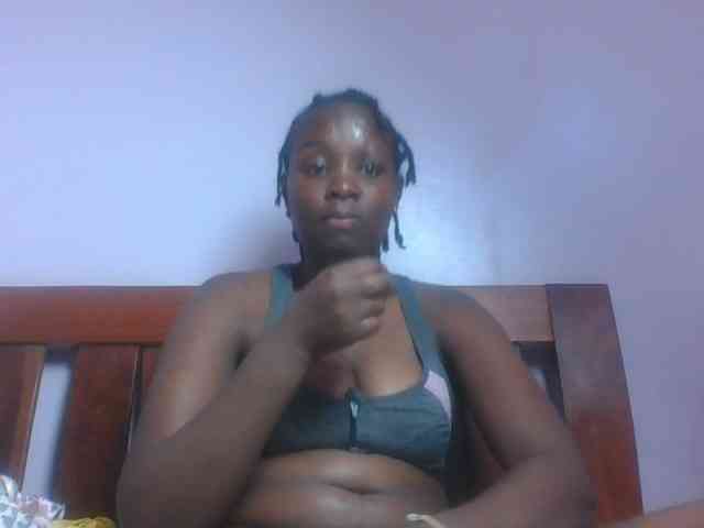 SweetAriah webcam