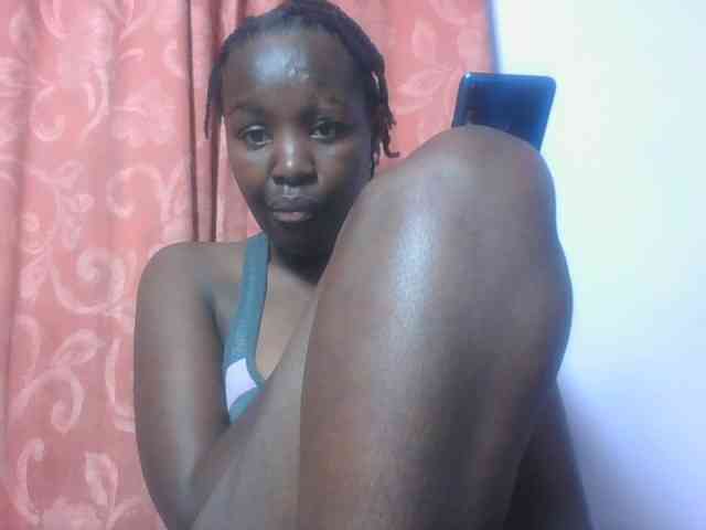 SweetAriah webcam