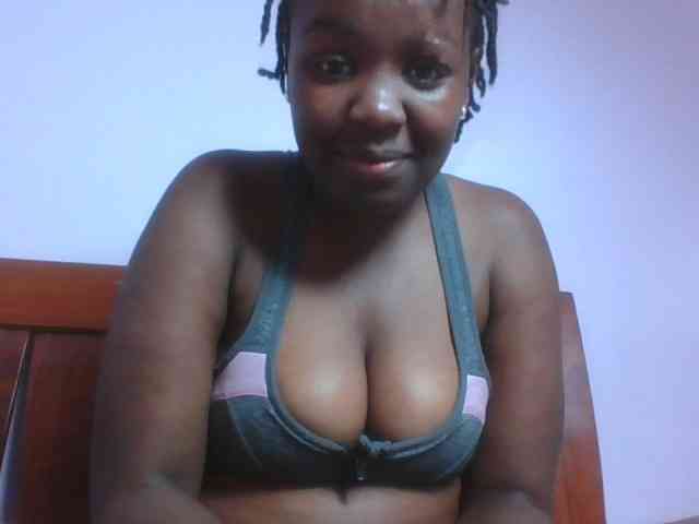 SweetAriah webcam