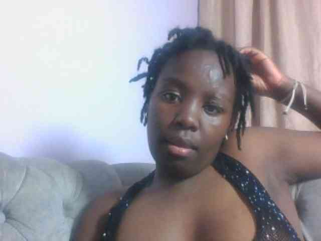 SweetAriah webcam
