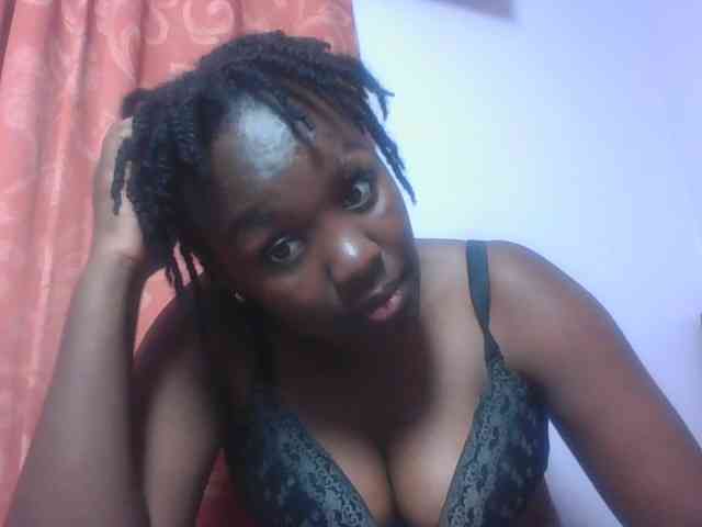 SweetAriah webcam