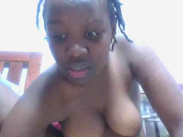 SweetAriah webcam