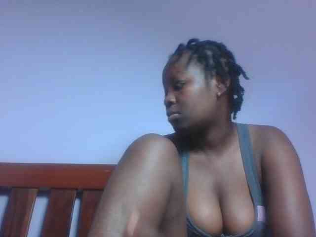 SweetAriah webcam