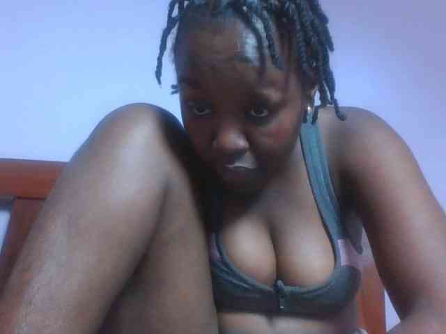 SweetAriah webcam