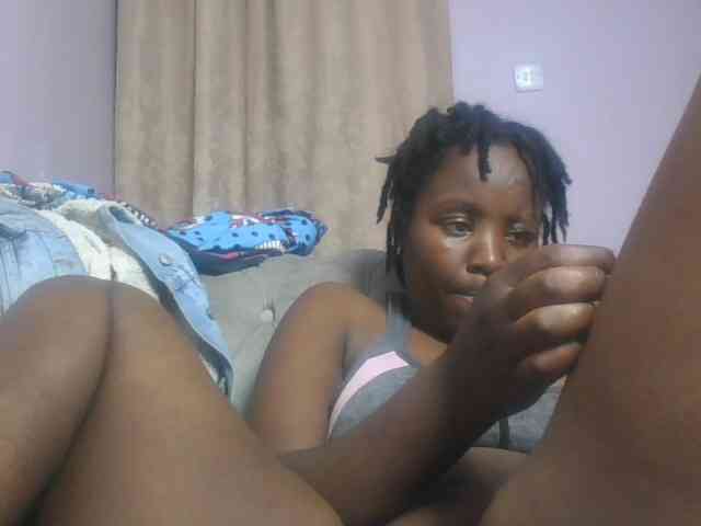 SweetAriah webcam