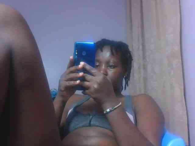 SweetAriah webcam