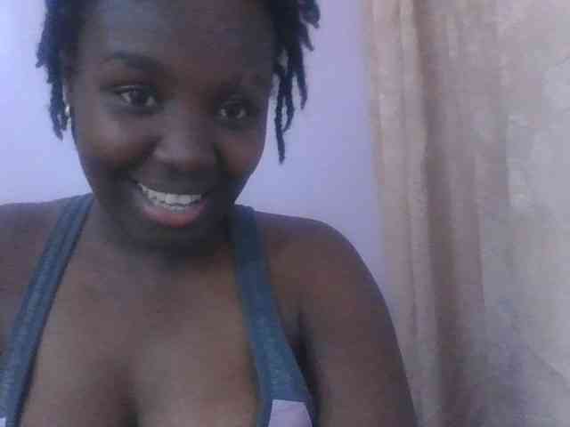 SweetAriah webcam