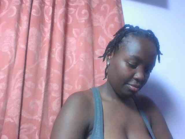 SweetAriah webcam