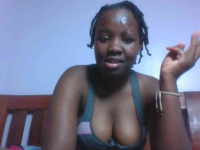 SweetAriah webcam