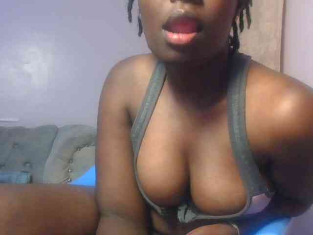 SweetAriah webcam