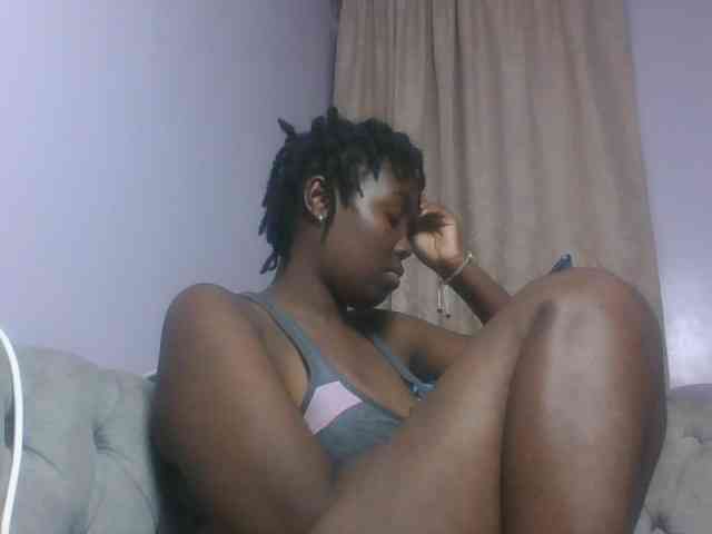 SweetAriah webcam
