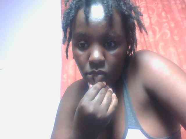 SweetAriah webcam