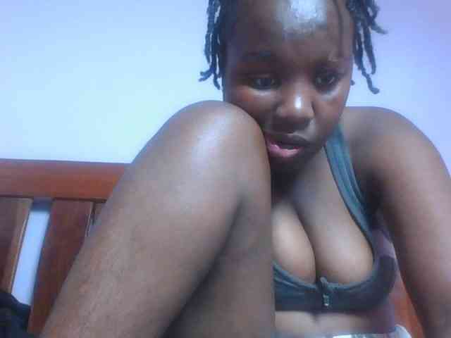 SweetAriah webcam