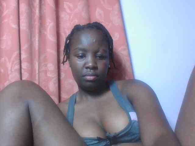SweetAriah webcam