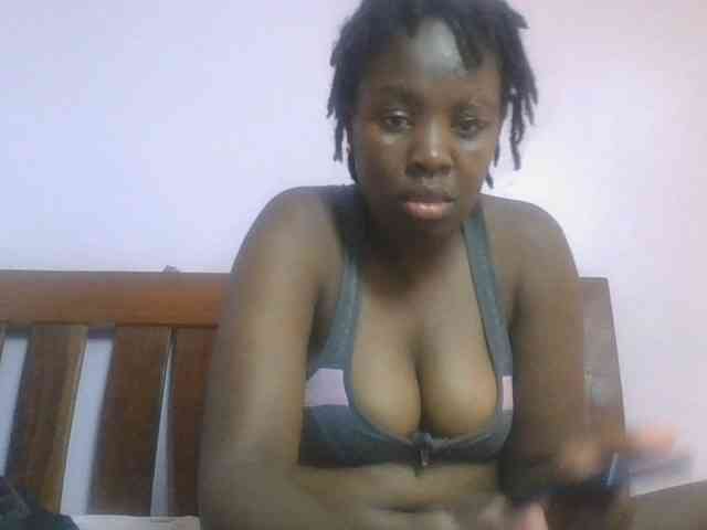 SweetAriah webcam