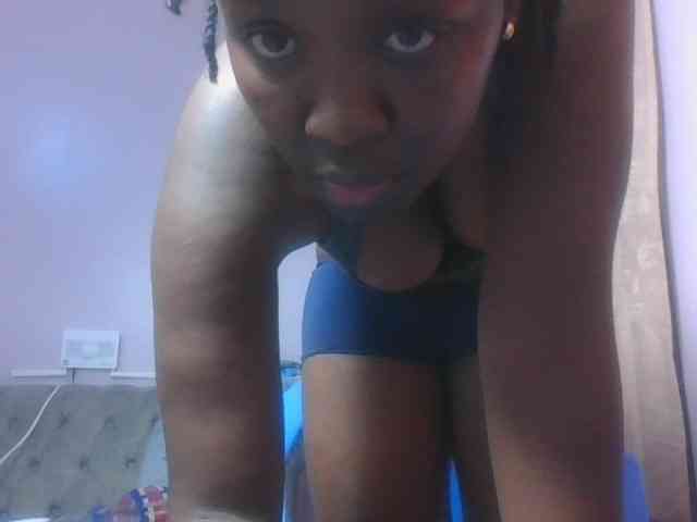 SweetAriah webcam