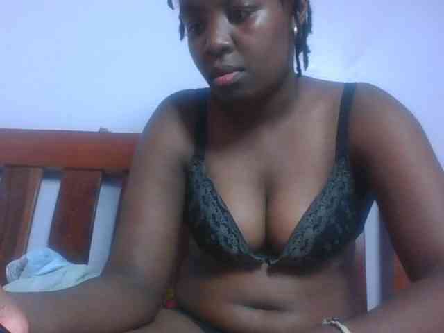 SweetAriah webcam