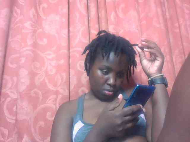 SweetAriah webcam
