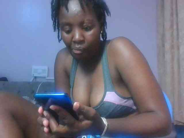 SweetAriah webcam