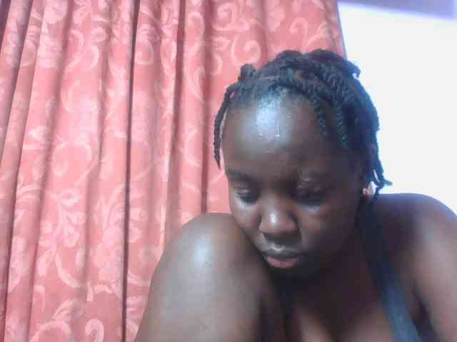 SweetAriah webcam