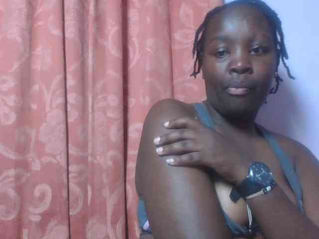SweetAriah webcam