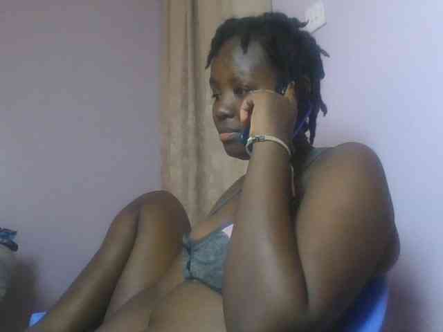SweetAriah webcam