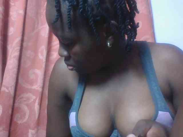 SweetAriah webcam