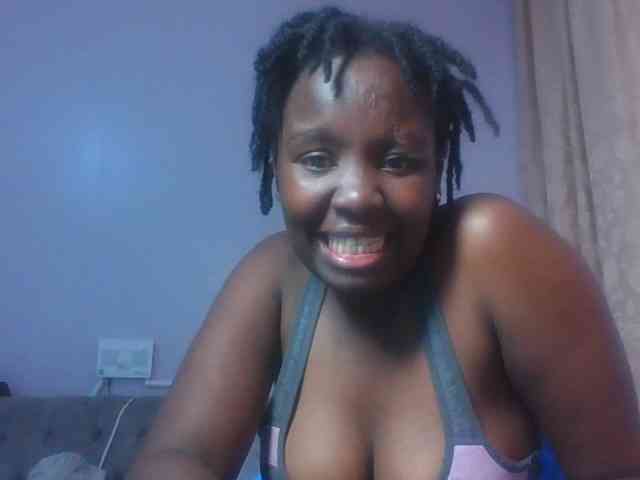 SweetAriah webcam