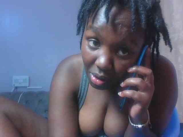 SweetAriah webcam
