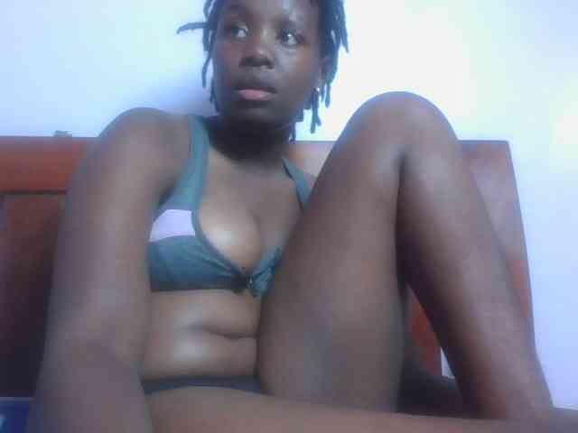 SweetAriah webcam