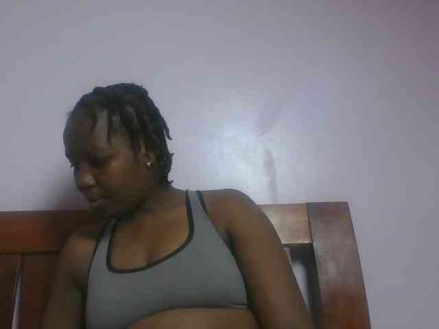 SweetAriah webcam