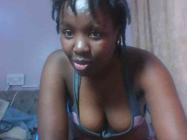 SweetAriah webcam