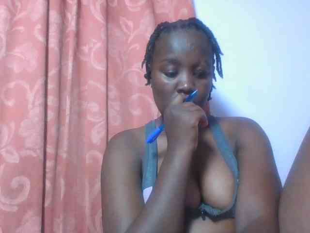 SweetAriah webcam