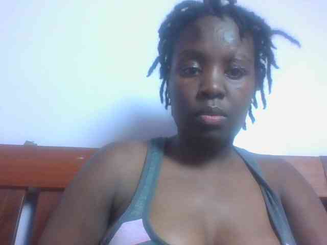 SweetAriah webcam