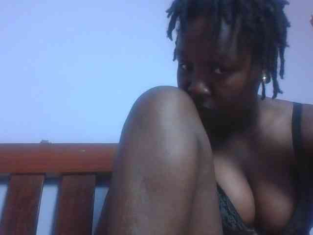 SweetAriah webcam