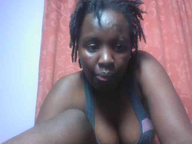 SweetAriah webcam