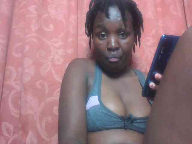 SweetAriah webcam
