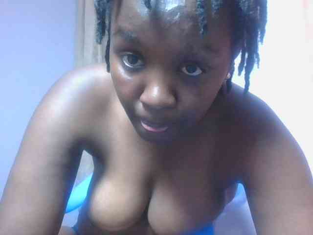 SweetAriah webcam