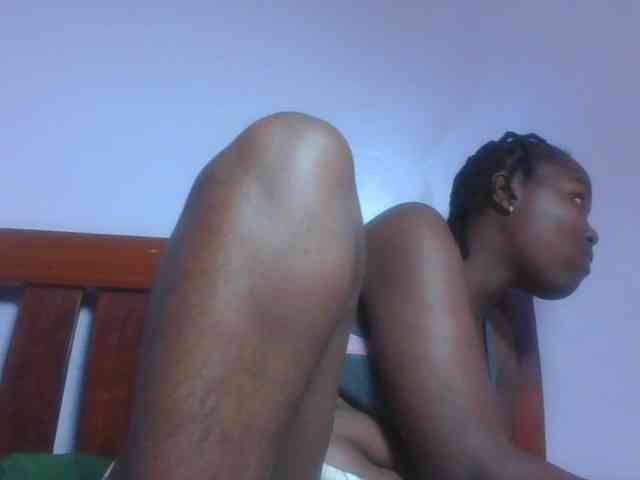 SweetAriah webcam