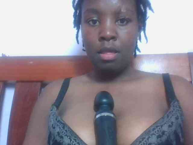 SweetAriah webcam